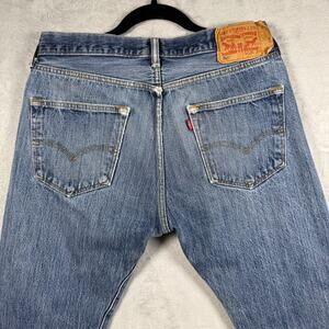 Vintage Levi’s 501 Original Straight Jeans Men’s 33x30 Light Wash Y2K Classic